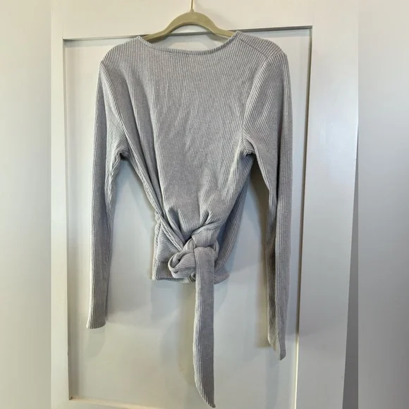 Express Women’s faux wrap sweater - Large - Picture 2 of 6